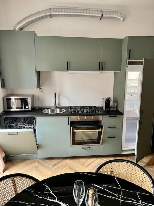 Casa Sassari - Vicino Porta Susa F.S. Turin Bagian luar foto